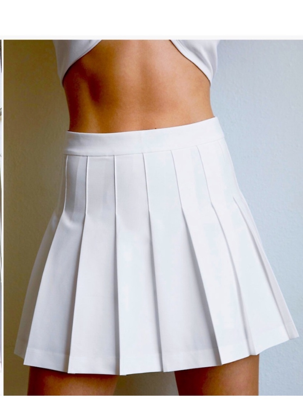 Sunday Best Olive Mini 15” Skirt, White size 2